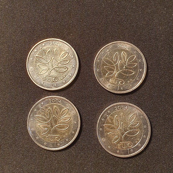 "Risuraha" 2 € v. 2004