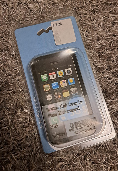 iPhone 3G, suojakuori