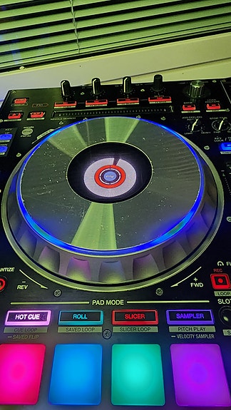 Product image 8 of 9