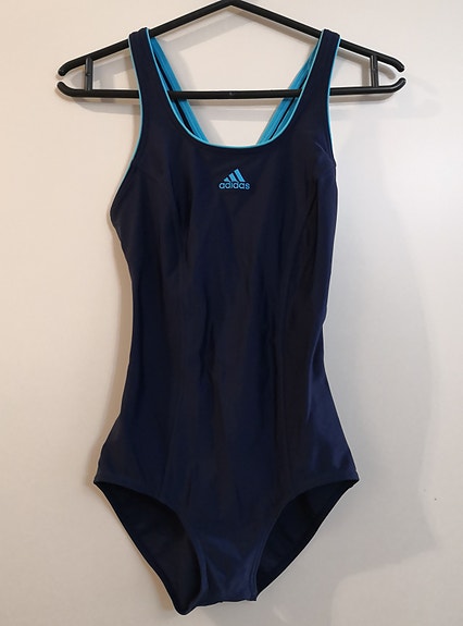 Adidas uimapuku (koko XS)