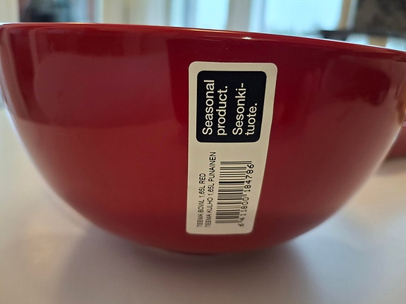 Iittalan punainen Teema tarjoilukulho