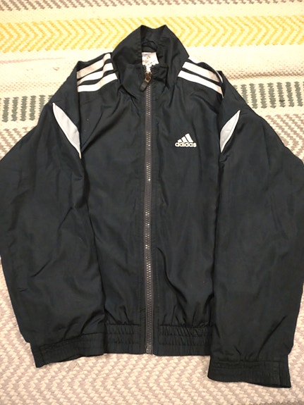 Adidas tuulitakki 128