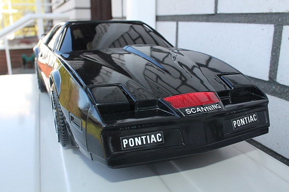 80-luku Ritari Ässä 43cm iso Pontiac Trans Am vanha Knight Rider patteri auto