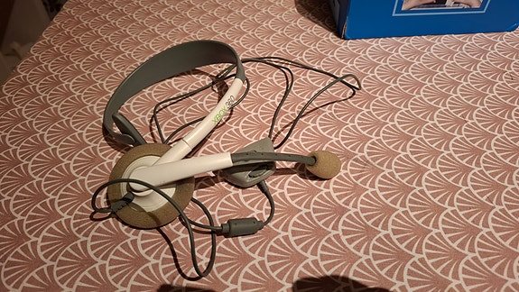 Xbox 360 headset