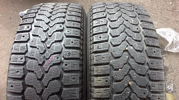 Nastarenkaat Yokohama Ice Guard Stud F700S DOT 18/7 235/65 R17 108 Q XL Q 108