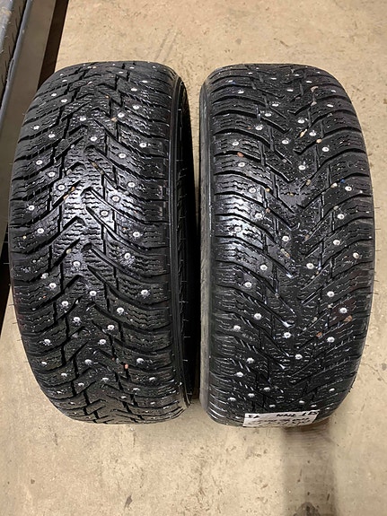 Nastarenkaat Nokian Hakkapeliitta 8 DOT 2014 195/55 R15 89 T XL T 89