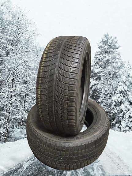 Lamellirenkaat Michelin X-ice 3 DEMO XI3 DOT 2015 235/55 R17 99 H XL H 99