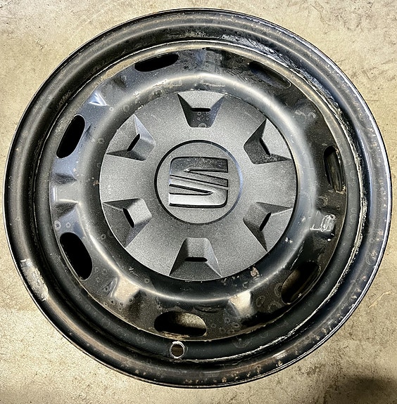 ALKUPERÄINEN SEAT 5x14" 5x100 ET38 Ø57.1