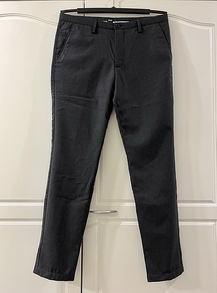 Uudet Hugo Boss, miesten housut, 100% villaa, 48 / M
