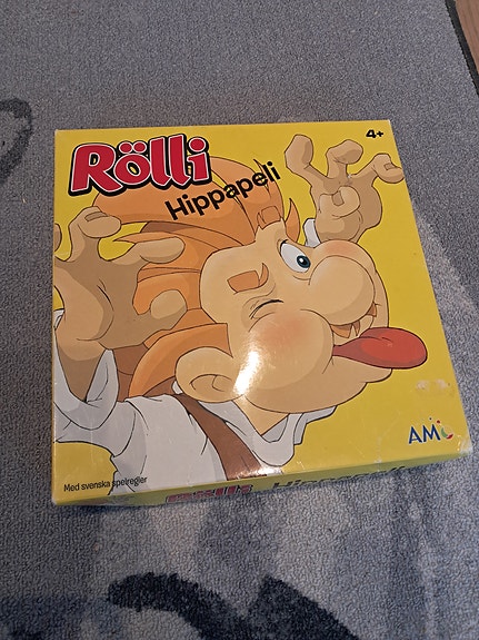 Rölli hippapeli