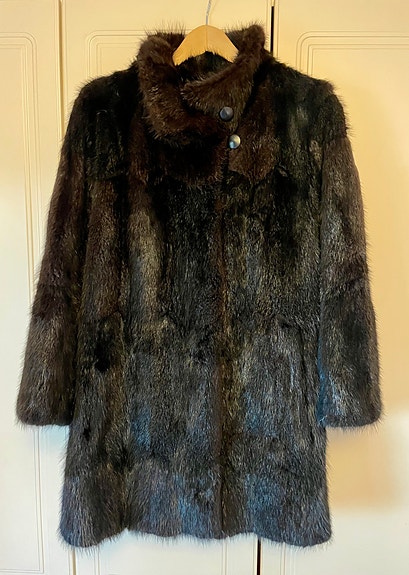 Minkkiturkki koko 36 (Tuva Turkis Turku-Finland)