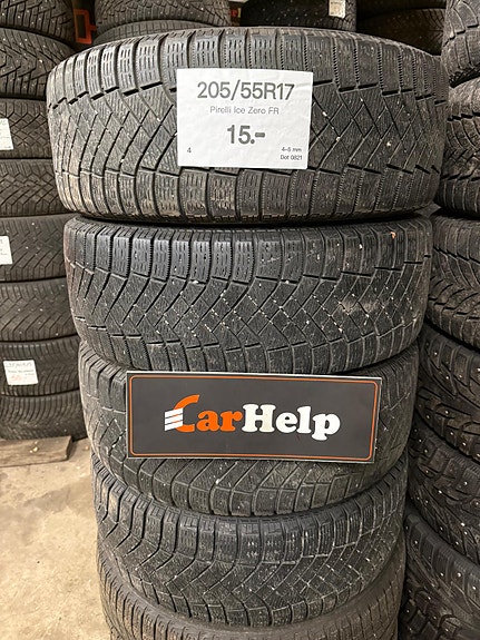 205/55R17 Pirelli Ice Zero FR