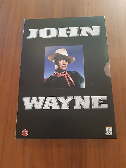 6 x John Wayne