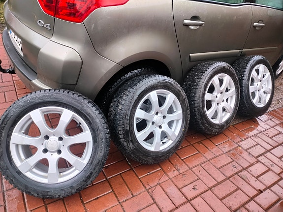 205/60R16 4x108 Citroen, Peugeot nastarenkaat