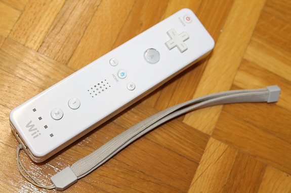 Peliohjain Nintendo Wii aito konsoli remote ohjain valkoinen alkuperäinen kapula