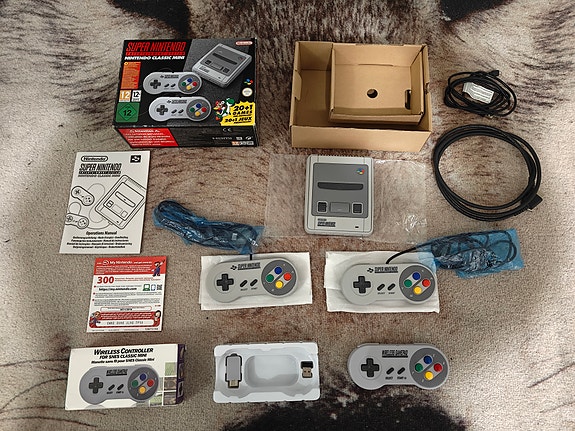 Super Nintendo Classic Mini (Mini Snes)
