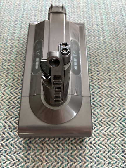 Dyson V10 akku