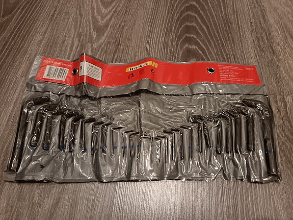 Product image 1 of 4