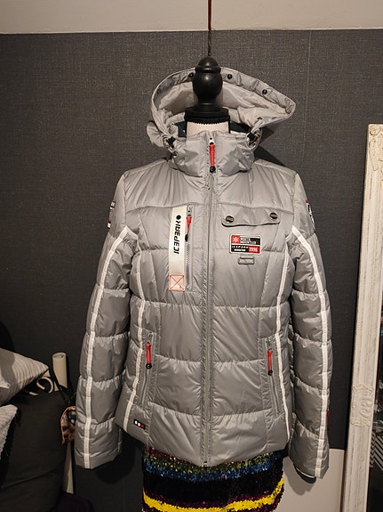 Icepeak Talvitakki Hopea Naisten Koko 38