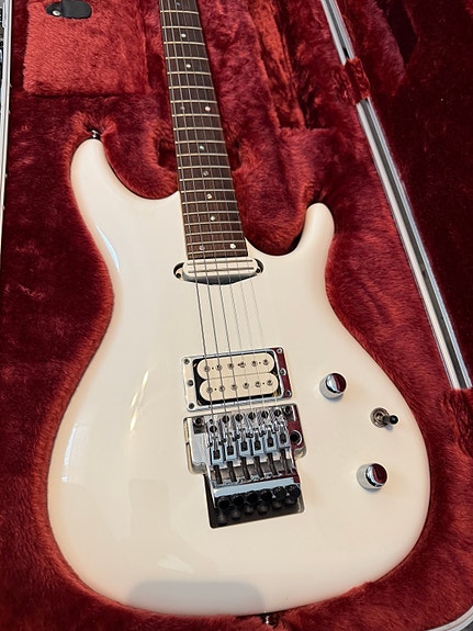 Ibanez JS-2400 Joe Satriani