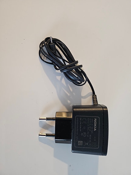 Nokia Laturi ac-3e