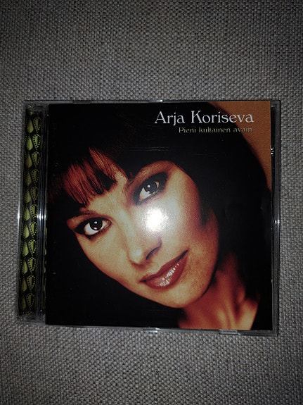Arja Koriseva Pieni kultainen avain