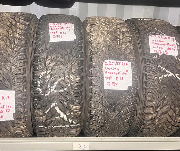 kitkarenkaat 225/55R17  97R Hakkapaliita R3  5-6mm E19  Q738