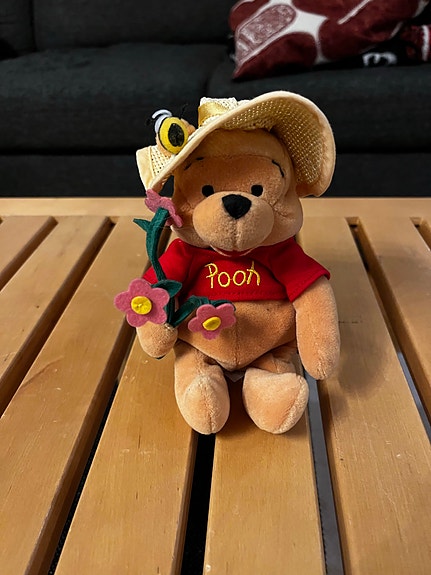 Vintage Nalle Puh Easter Bonnet Pooh