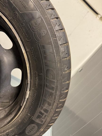 Michelin Renkaat vanteilla 195/65 R15
