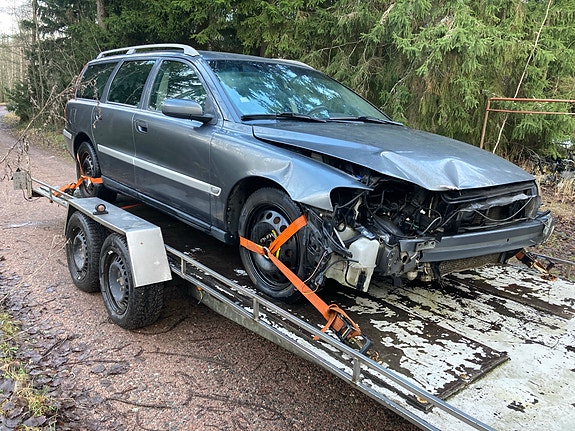 Volvo v70 2.5t 2003 osina