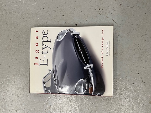 Jaguar E- type kirja