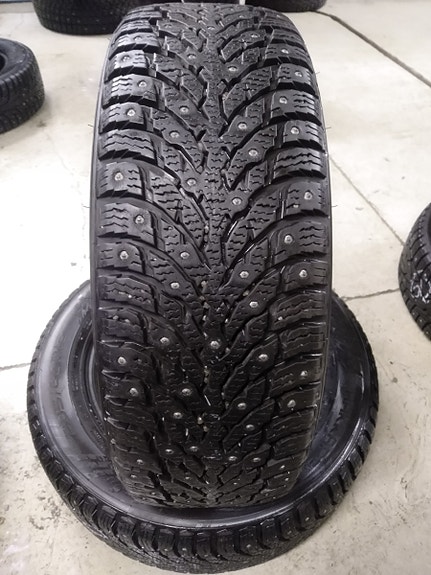 Nastarenkaat Nokian Hakkapeliitta 9 DOT 19/2020 215/55 R17 98 T T 98