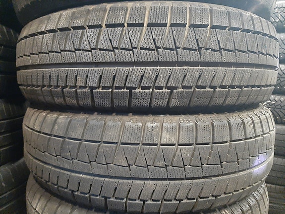Lamellirenkaat Bridgestone BLIZZAK VRX 2 DOT 2019 195/65 R15 91 Q XL Q 91