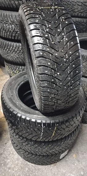 Nastarenkaat Nokian Hakkapeliitta 8 SUV DOT 16/2018 225/65 R17 106 T T 106