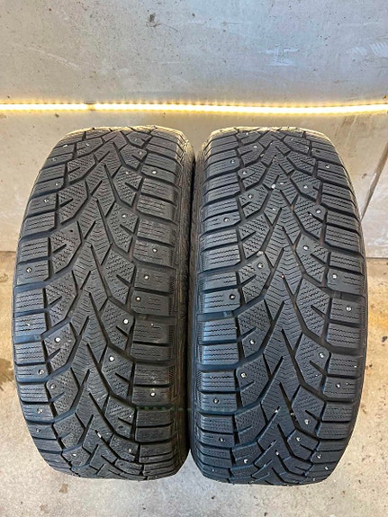 Nastarenkaat Gislaved Nord Frost 100 215/65 R16 102 T T 102