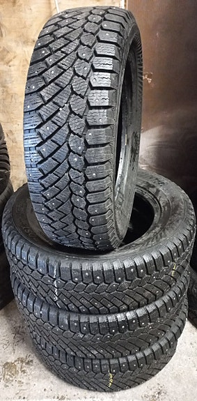 Nastarenkaat Gislaved Nord Frost 200 215/65 R16 102 T T 102