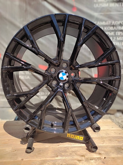 Kevytmetallivanteet BMW Black F X5/X6/X7 9.5xR22 5x120 / ET35-0 / 74.1