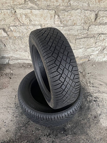 Lamellirenkaat Continental Conti Viking Contact 7 DOT 2020 215/55 R18 99 T XL T