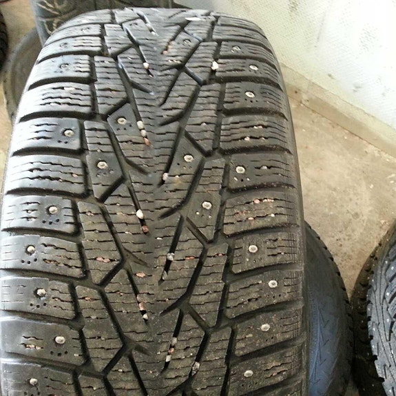 Nastarenkaat Nokian Hakkapeliitta 7 DOT 2011 185/60 R15 88 T XL T 88