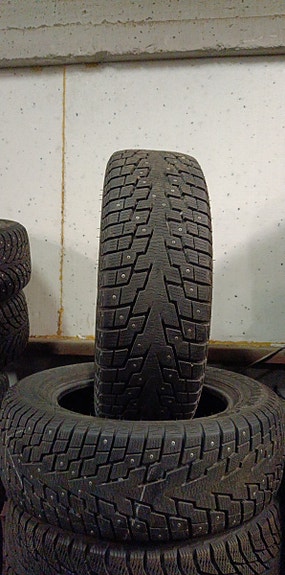 Nastarenkaat GT Radial CHAMPIRO ICEPRO 3 215/65 R16 102 T T 102