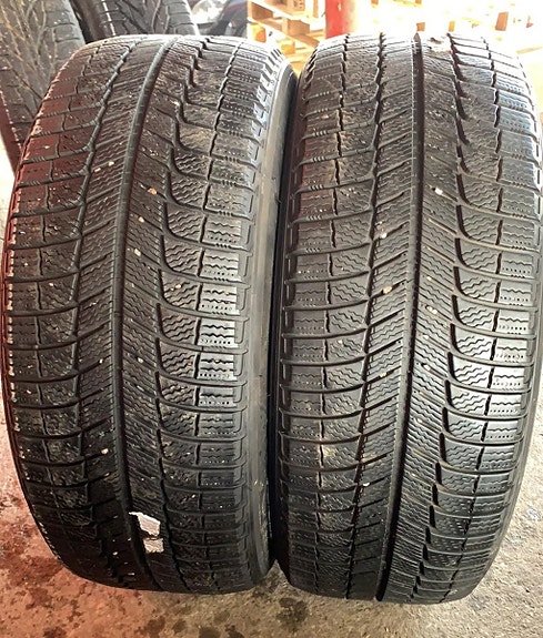 Lamellirenkaat Michelin X-ice 3 XI3 DOT 14/2018 235/50 R18 101 H XL H 101