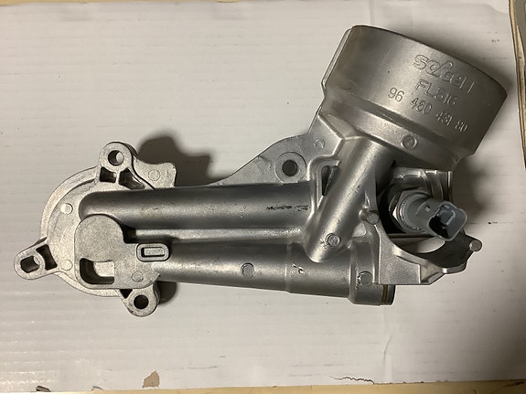 1103L6 öljynsuodattimen jalka Citroen/Peugeot