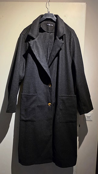 Musta pitkä takki koko 4XL (50-52)