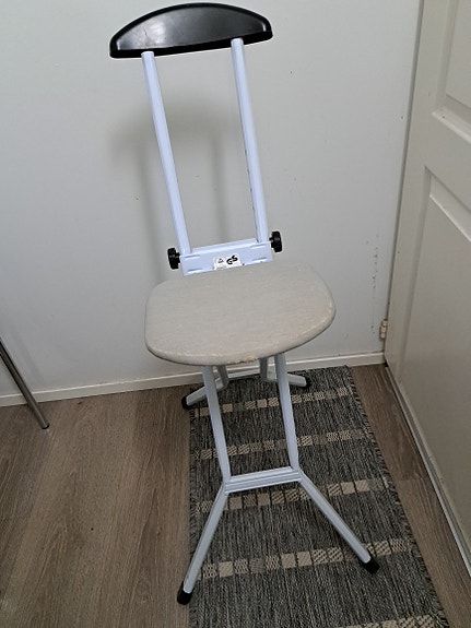 Taittotuoli, säädettävä tuoli, silitystuoli