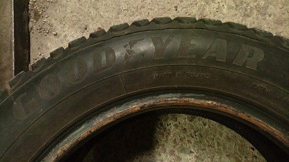 195)65R15 Goodyear Ultra Grip