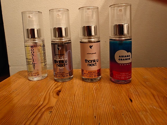 Ariana Grande body mist