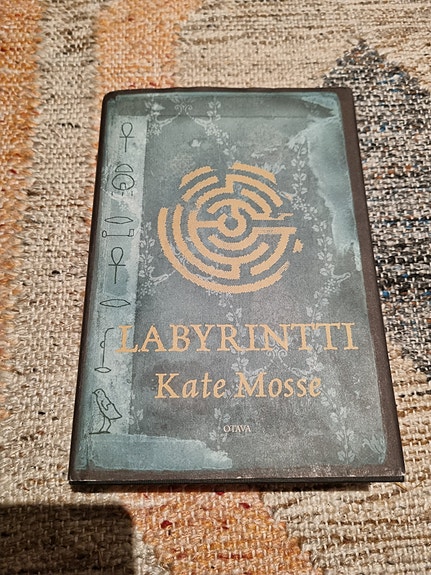 Kate Mosse: Labyrintti