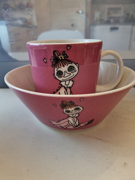 Muumien Mymmeli muki ja kulho