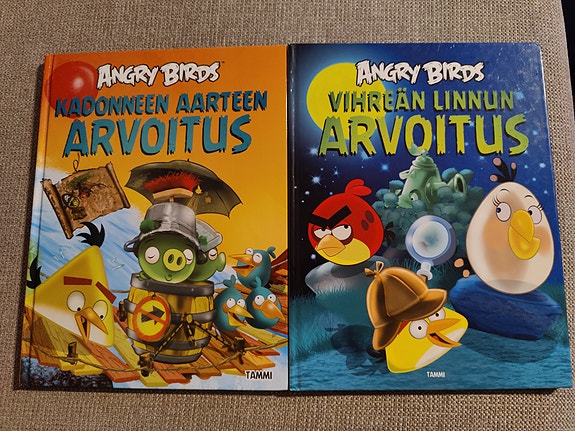 Angry birds kadonneen aarteen arvoitus ja Angry birds vihreän linnun arvoitus