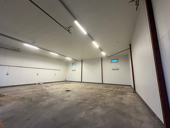 Hallitilaa 200-1200m2 pirkanmaalta